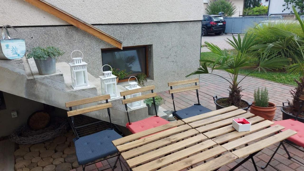 Bah Apartment *